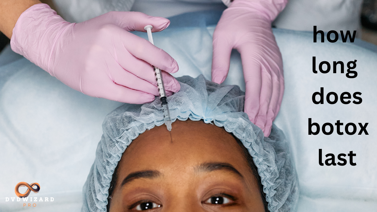 Patient receiving Botox injection in the forehead, demonstrating how long Botox lasts in treating wrinkles and fine lines